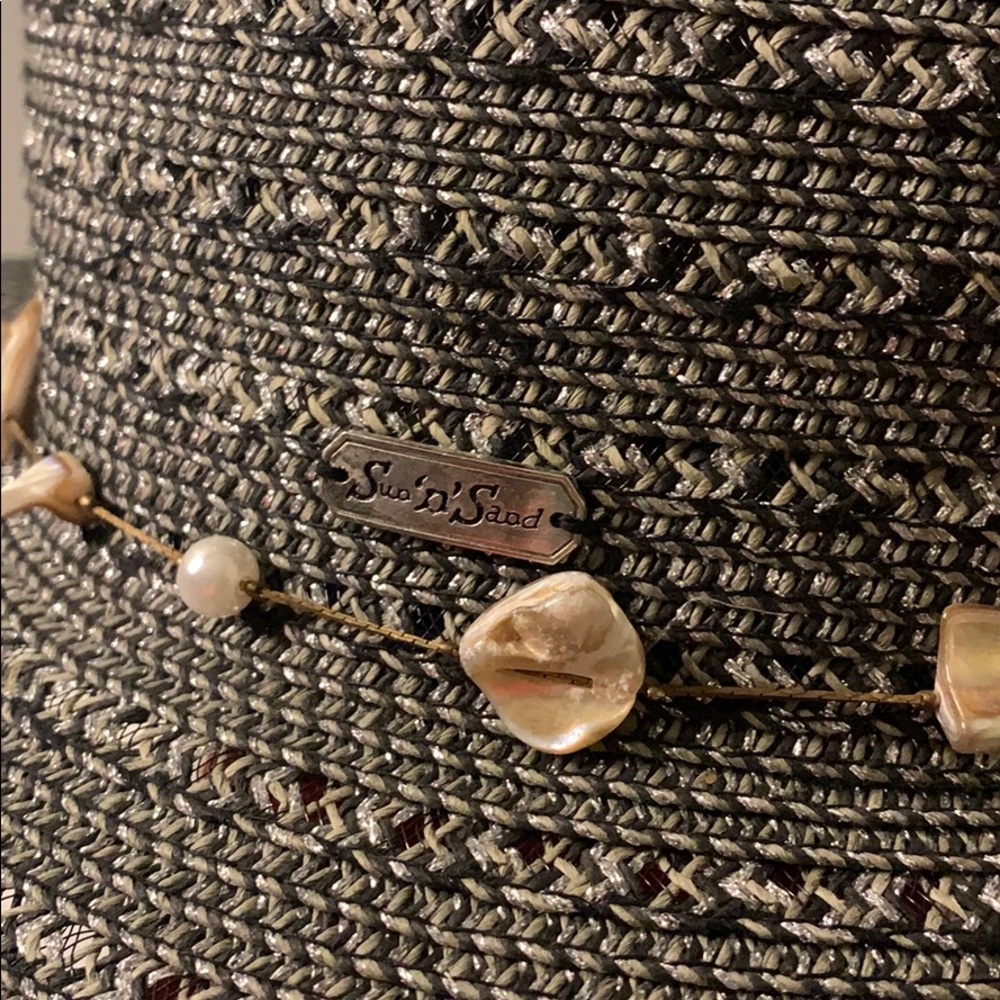 Cute sun hat - Picture 3 of 7